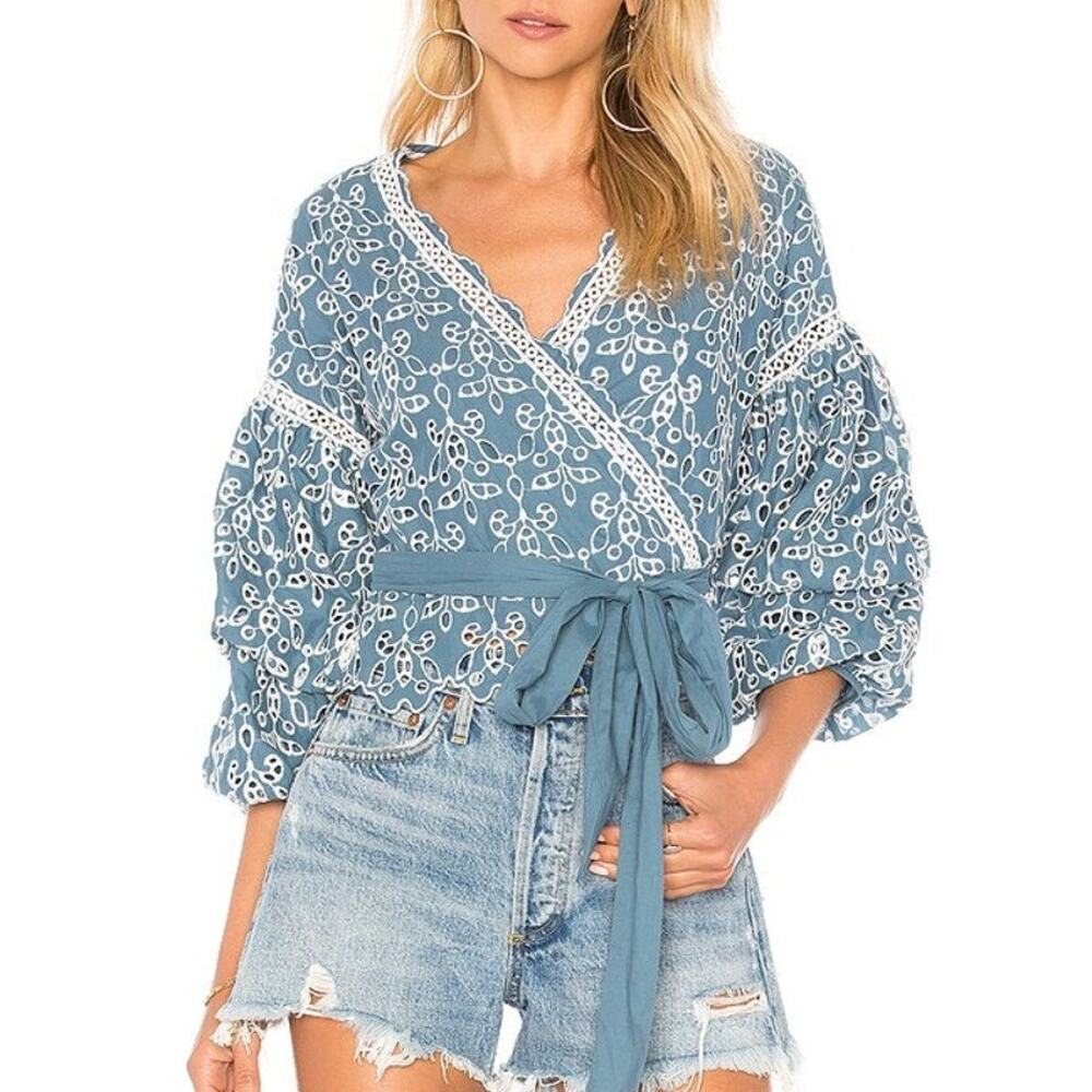 Saylor Oberteil Reed Eyelet Lace Wrap Top Size XS